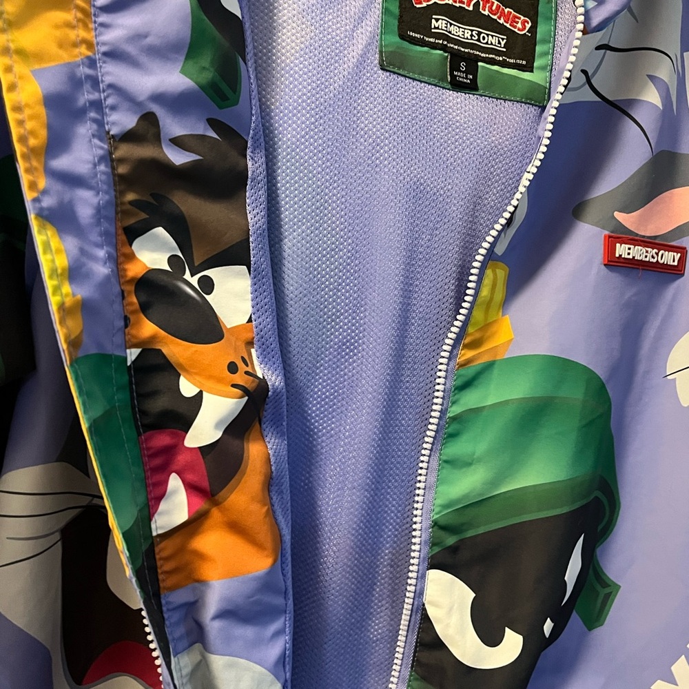 Members Only Looney Tunes Full Zip Windbreaker Hooded Jacket S Small - Picture 6 of 9